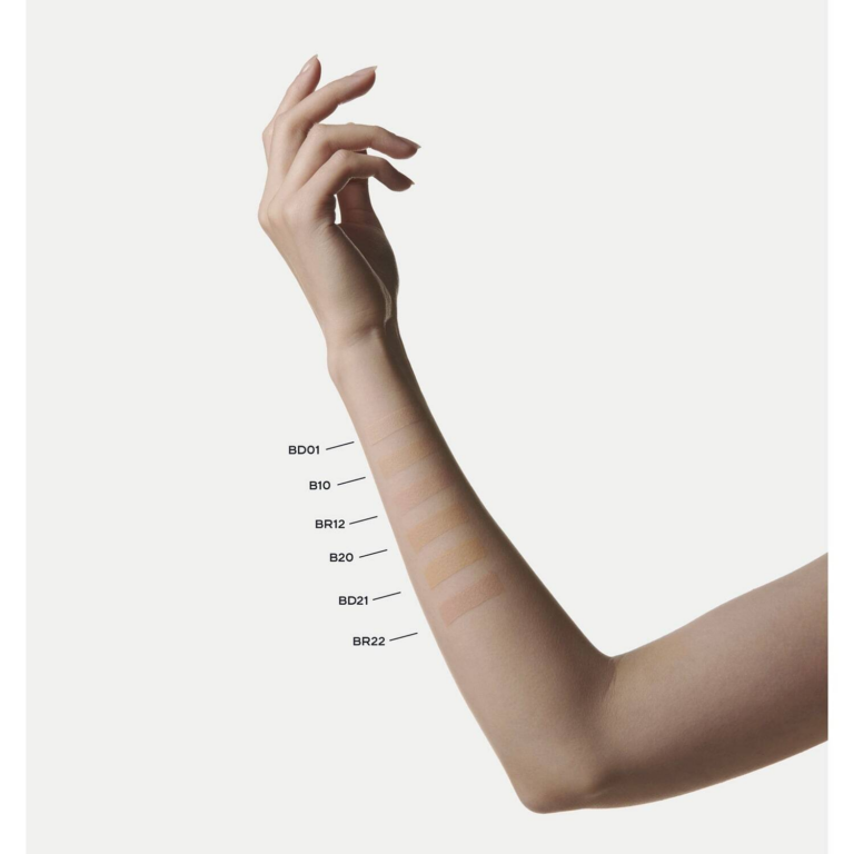 CHANEL N°1 DE CHANEL – REVITALIZING FOUNDATION thumbnail 5